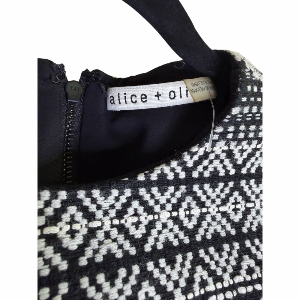 Alice + Olivia Monochrome Geometric Mini Dress 2 - Picture 3 of 3